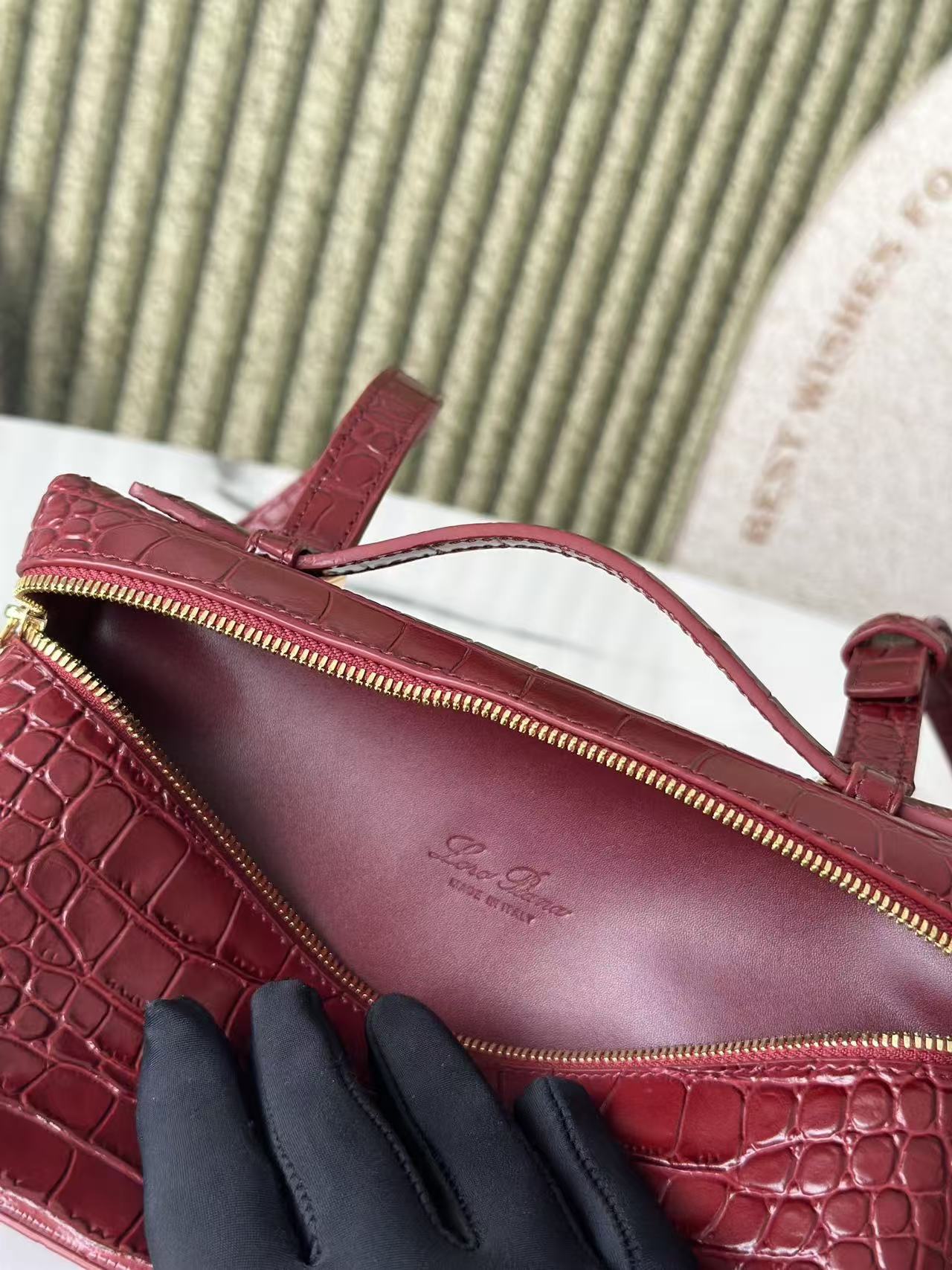 Extra Pocket L19 Burgundy Alligator Pattern Leather GHW