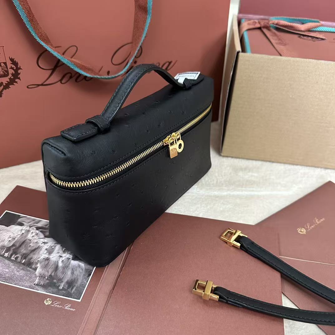 EXTRA POCKET L19 IN BLACK OSTRICH WITH GOLD HARDWARE