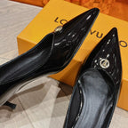 LV SINGLE LOW HEEL PUMP SHINY BLACK