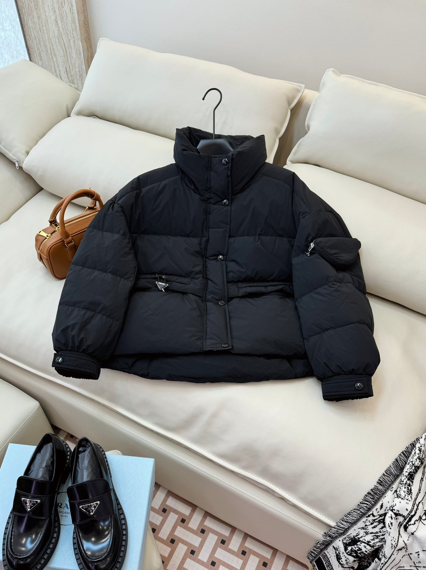 Prada 25 Coat Polyester Down 312016