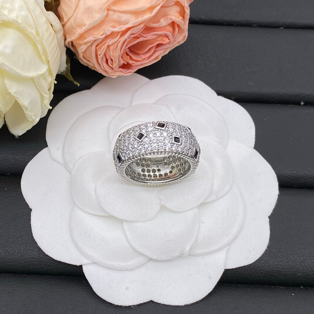Panthère de Cartier Ring