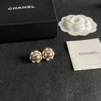 CC Pendant Double C White Pearl Gold Earrings 558642