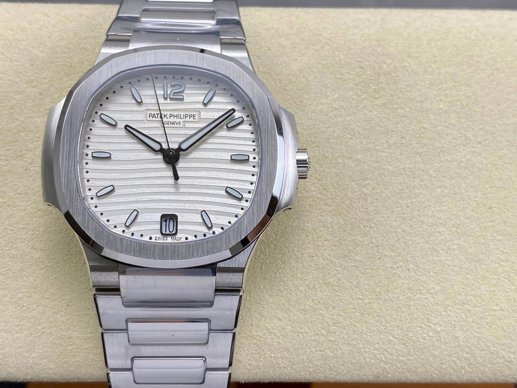 Patek Philippe Nautilus 35mm Cream Dial Sliver Case