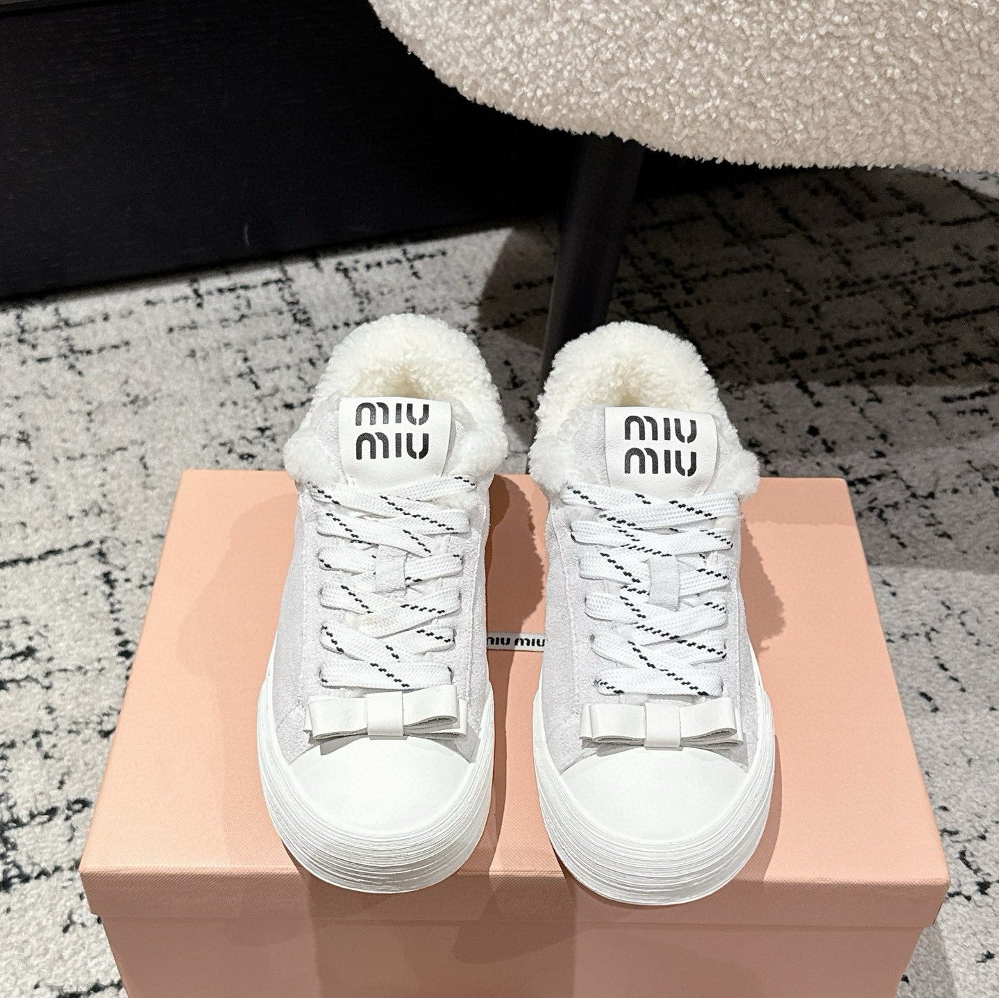 Miu 25 Small Bow Sneaker Gray White Suede Wool 541920