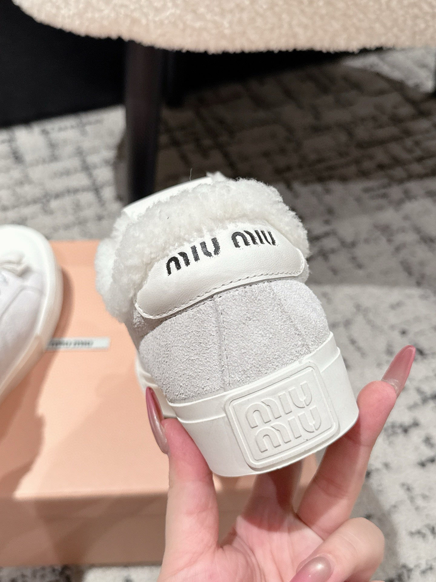 Miu 25 Small Bow Sneaker Gray White Suede Wool 541920