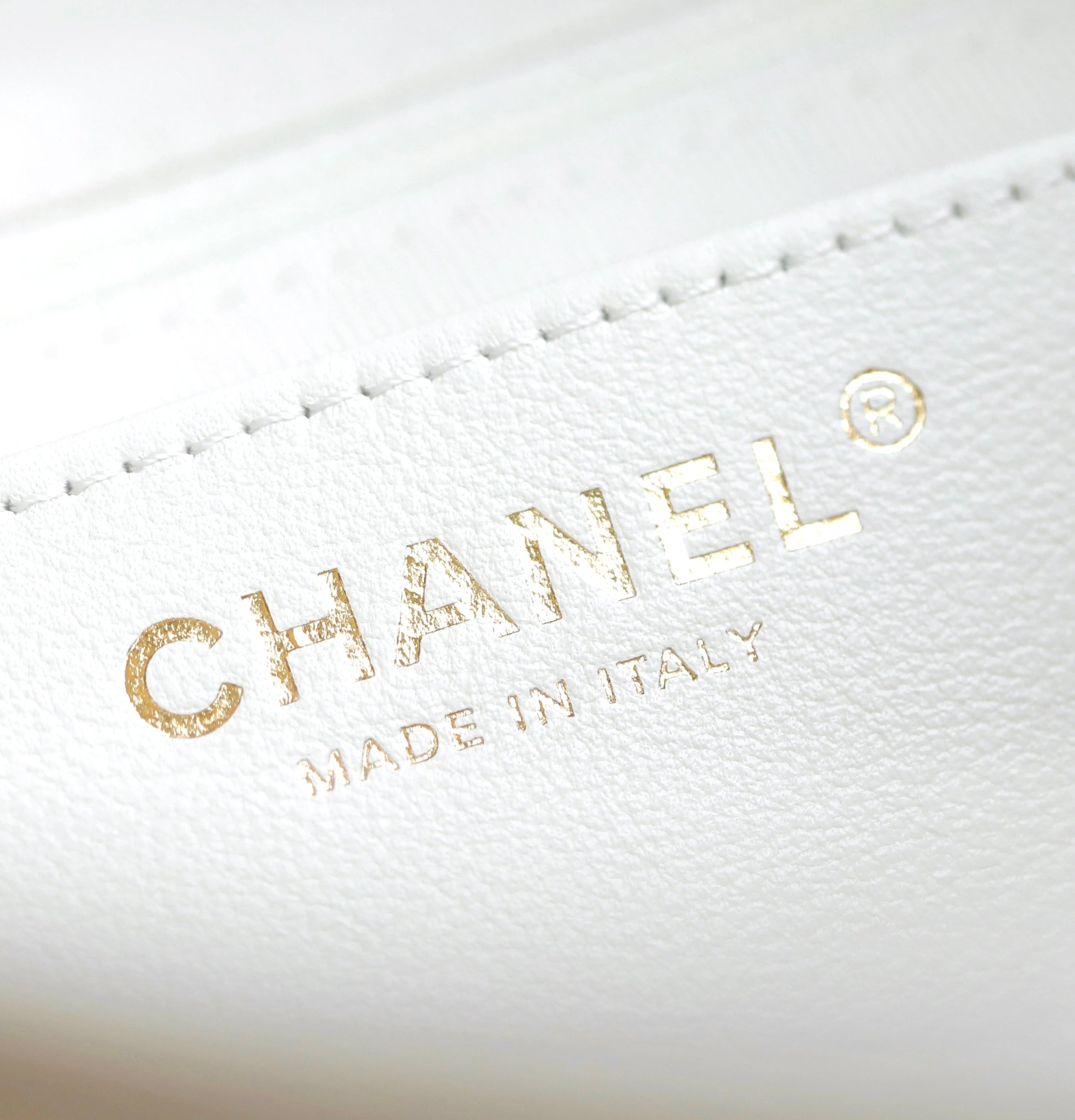 Chanel 25s Hobo Medium Backpack White Calfskin 340203