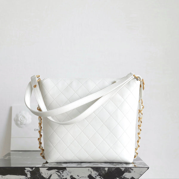 Chanel 25s ???????? medium backpack  white calfskin 340203
