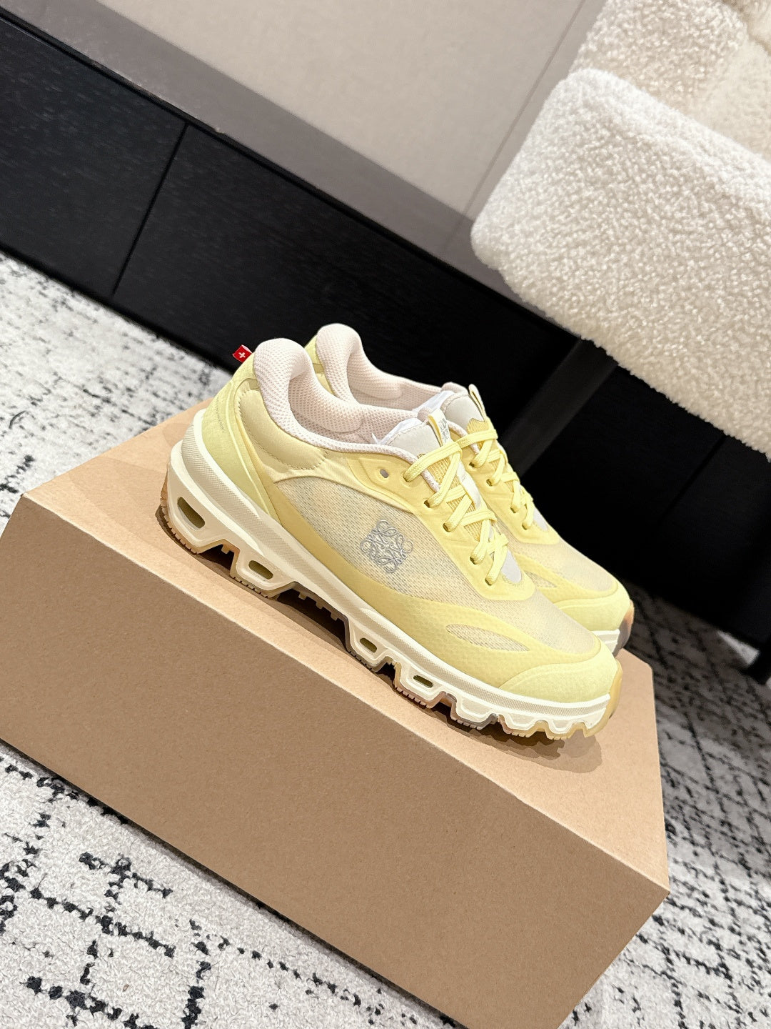 Loewe Ballet Runner 2.0 Sneaker Yellow Mesh 500510