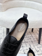 MM Tabi 6-Point Toe Lace-up Shoes Black Calfskin 558423