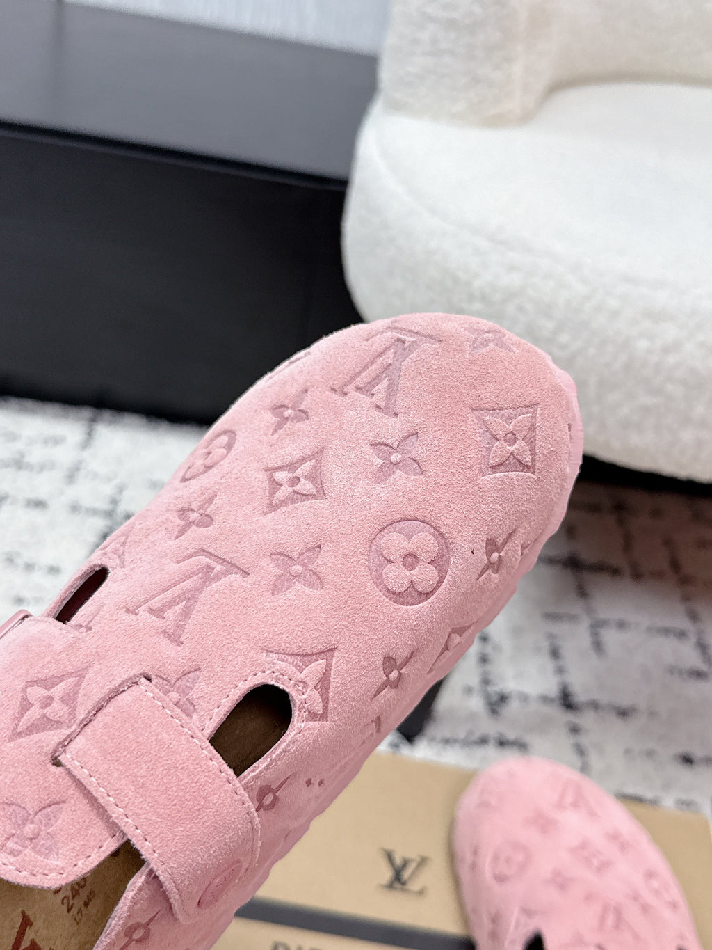 LV Cosy Comfort Mules Pink Brown Monogram Suede 616985