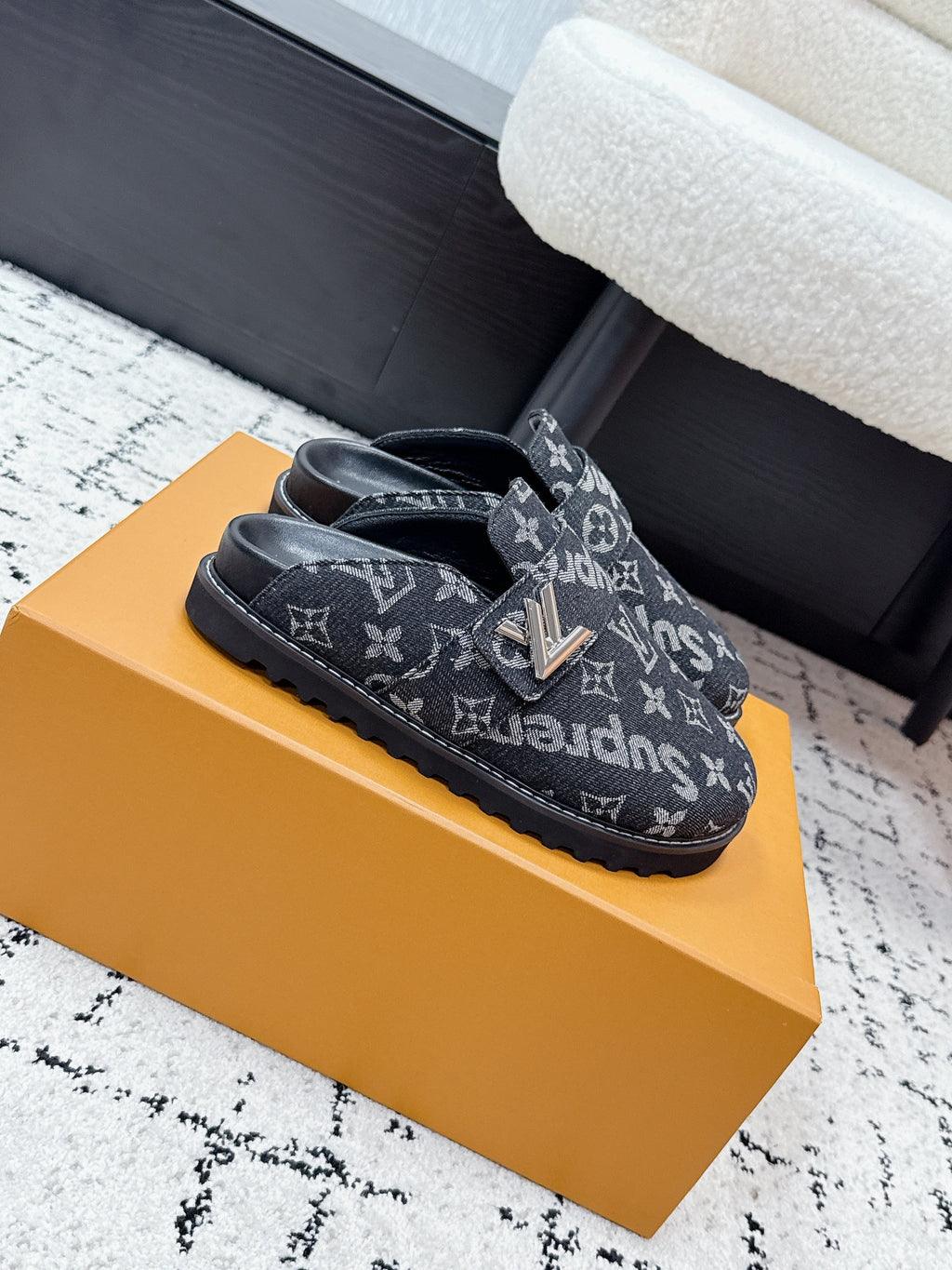 LV Cosy Comfort Mules Dark Grey Monogram Denim 616992