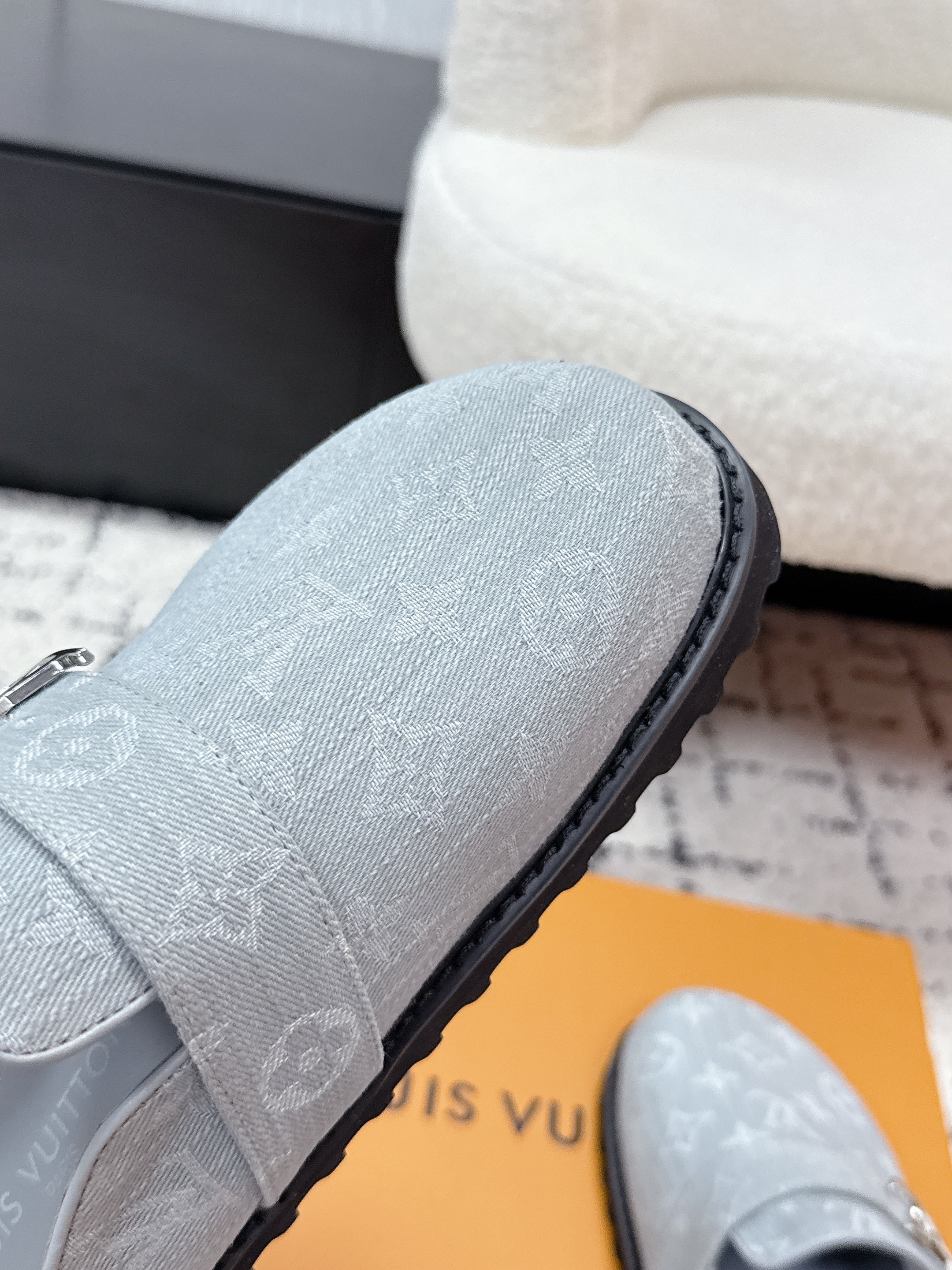 LV Cosy Comfort Mules Light Grey Monogram Denim 616993