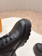 LV 2026 Laureate Platform Desert Boot Black Calfskin 595451