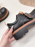 LV 26s Remix Derby Black Cowhide 595412