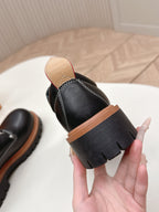LV 26s Remix Derby Black Cowhide 595412