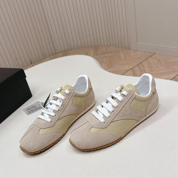 Prada 26ss German Training Khahi Suede Leather 644226