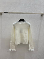CC 26 Long-sleeved Top With Lace Neckline and Cuffs Wool 652456