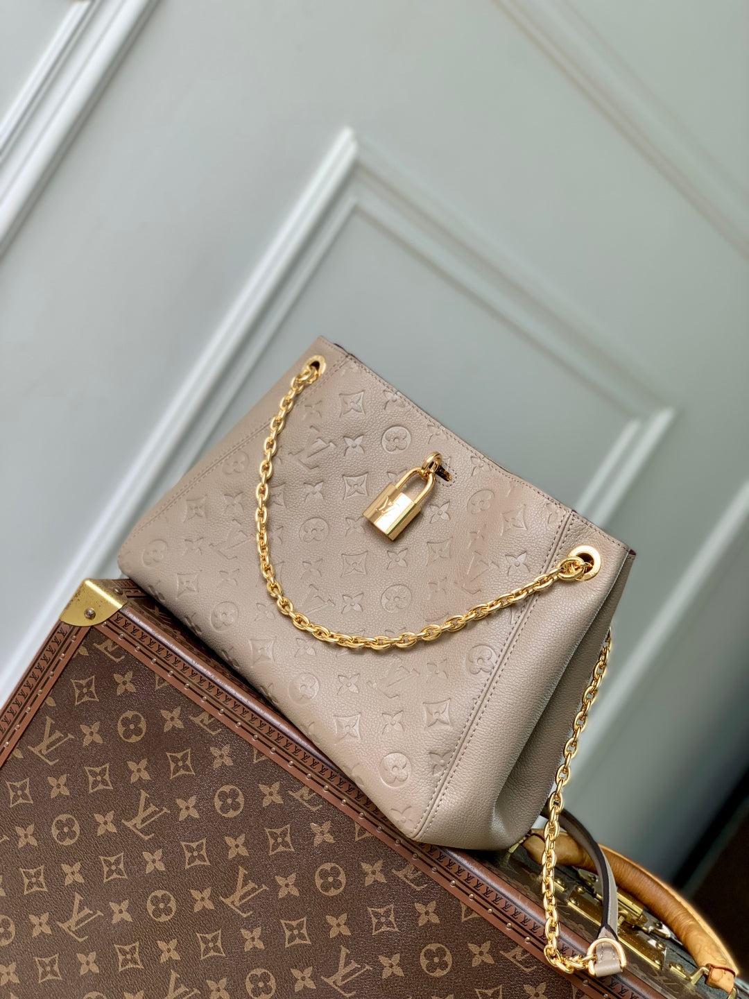 Anytime 34cm Tote Bag Beige Gold Empreinte leather 251566