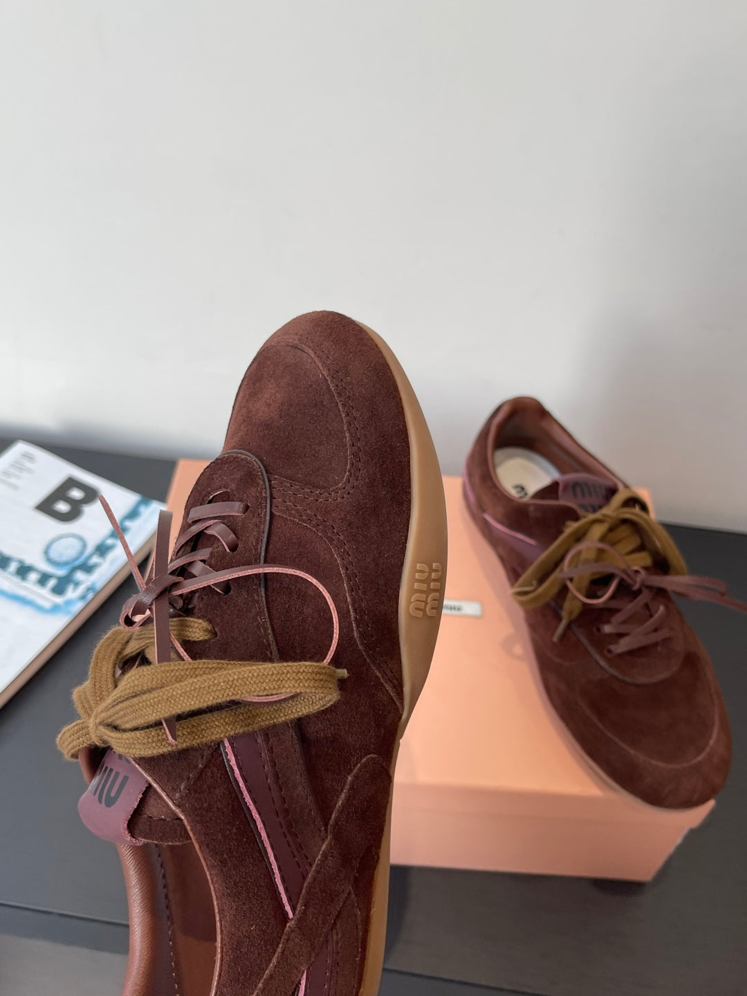 MiuMiu 25 sneaker dark brown suede 521963