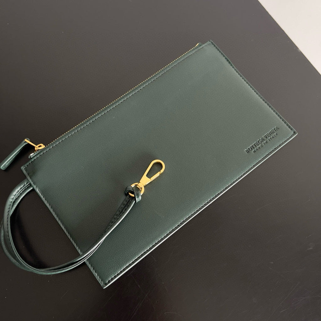 BV Large Cabat Bag 51cm Green Leather GHW