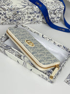 CD 30 Montaigne Voyageur Slim 19.5cm White Grey Jacquard 258608
