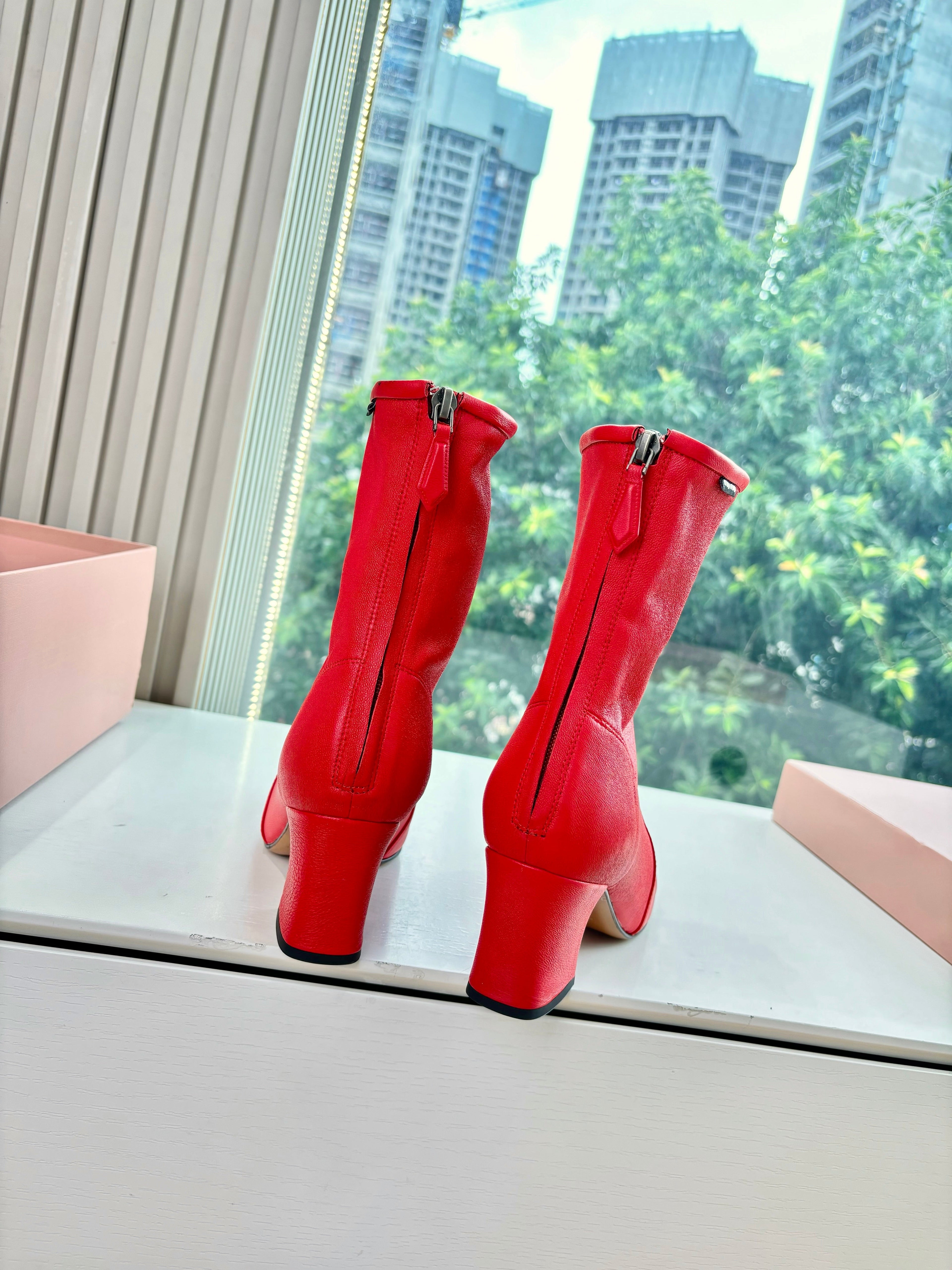 Miu Bootie Red Nappa Leather 506640