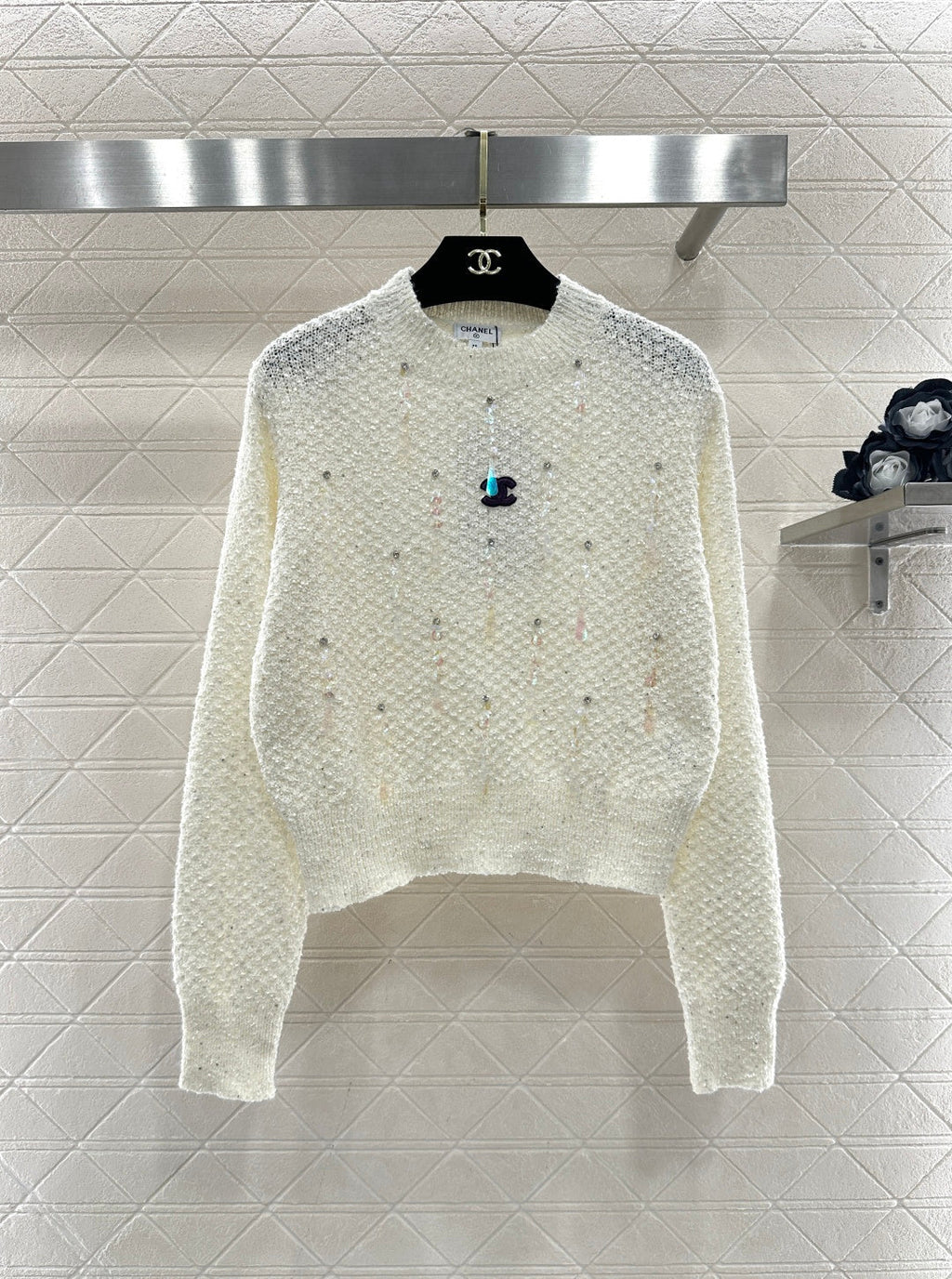 CC 26 Crew Neck Sequined Pullover Sweater Cream Red Wool 331243