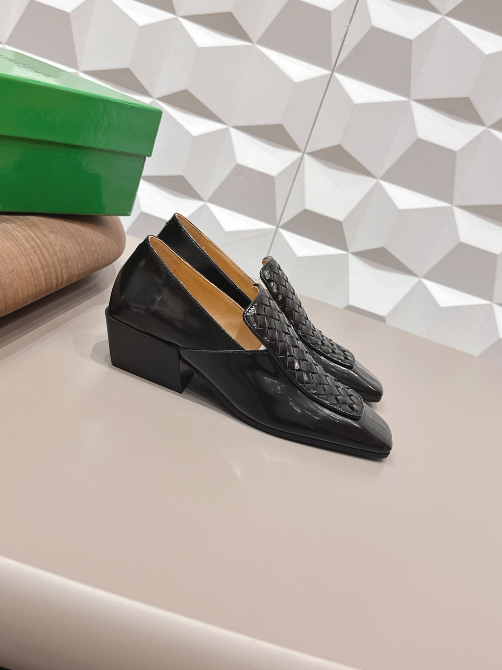BV Ventura Loafer Loafer 4cm Black Calfskin 613293