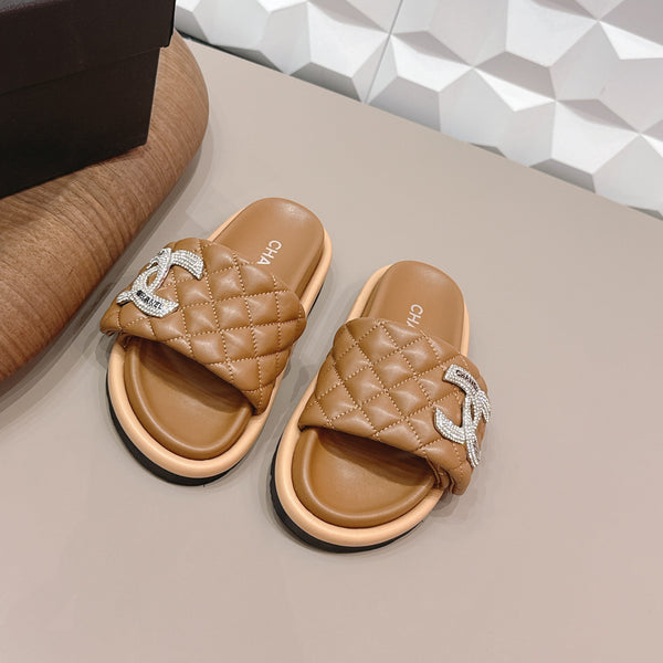 CC 26s Sandals Double C Buckle Brown Quilted Leather 613268