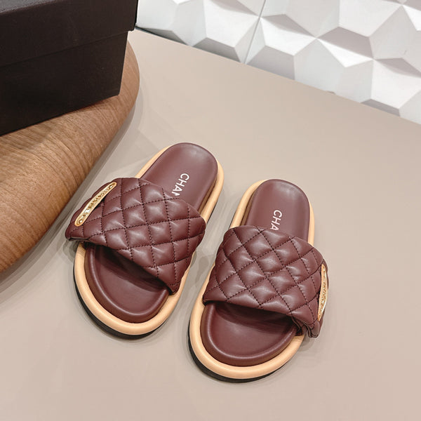 CC 26s Sandals Buckle Burgundy Quilted Leather 613272