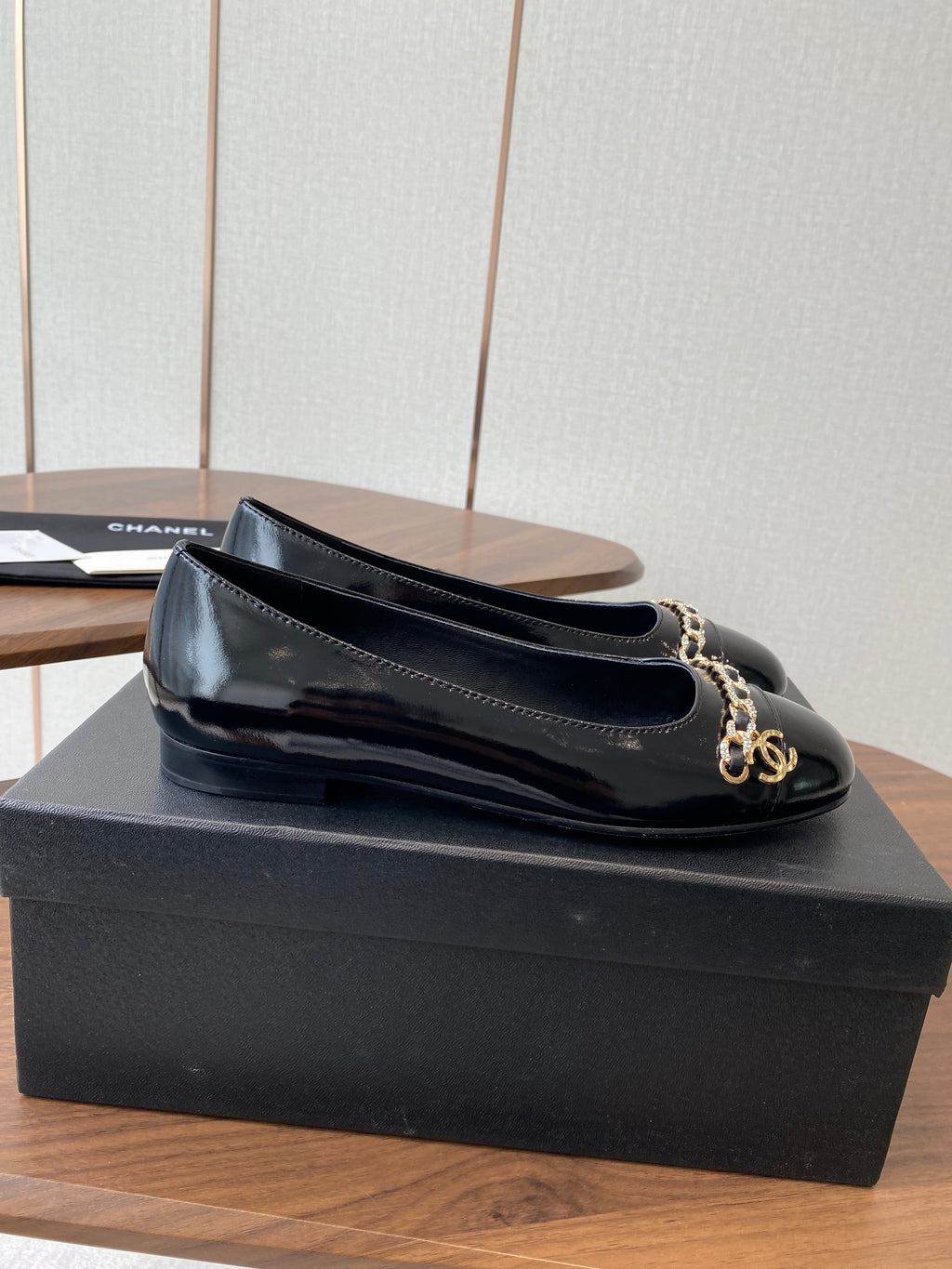 CC Ballerina Chain Flats Black Patent Leather GHW 431483