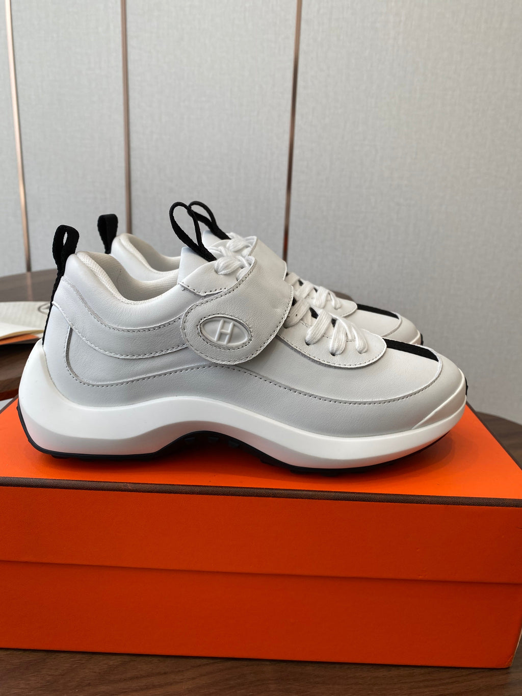 HM couple's sneakers white black suede 477366