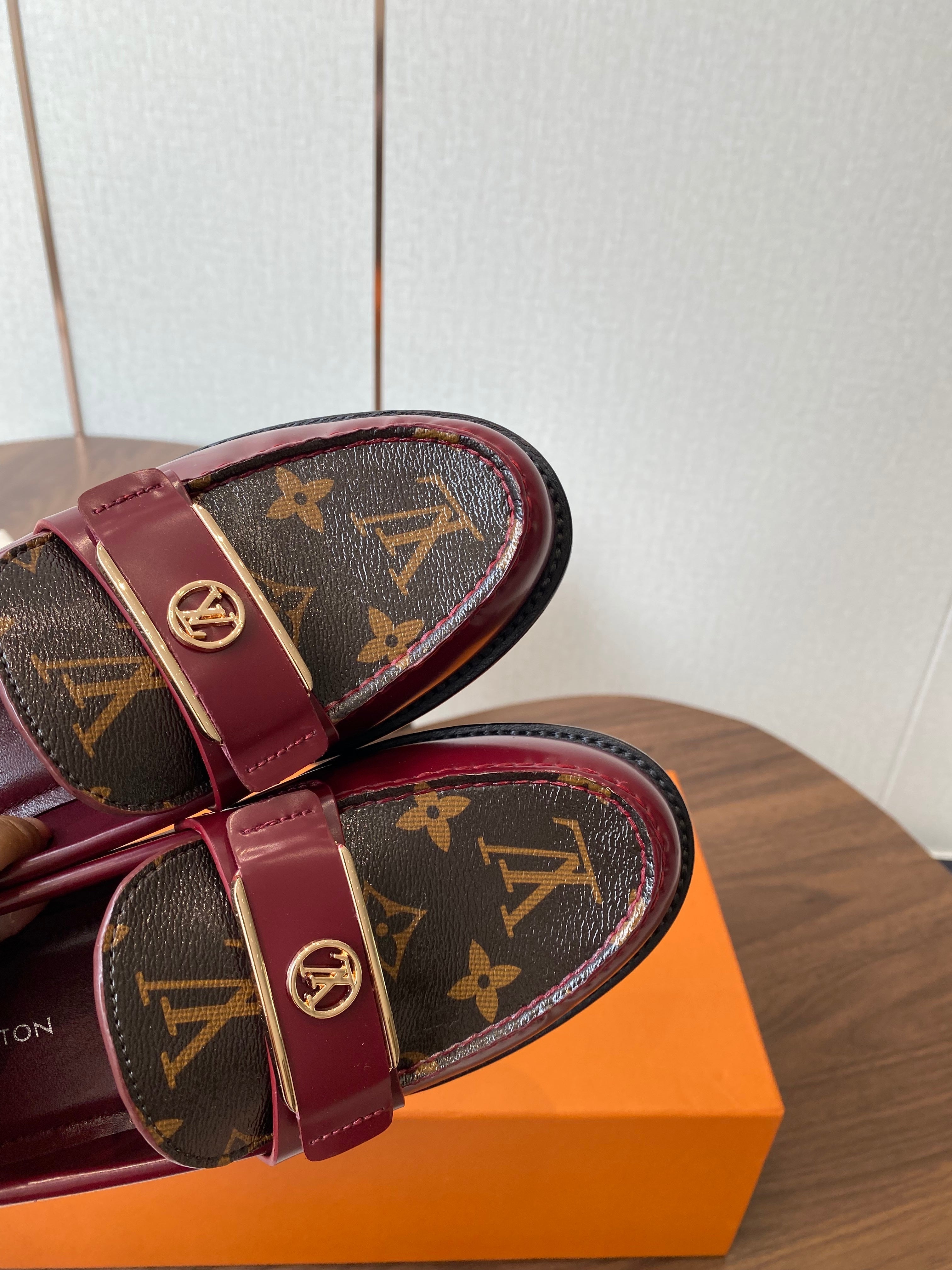 LV Academy Loafer Brown Monogram Canvas & Burdundy Patent Leather 477727