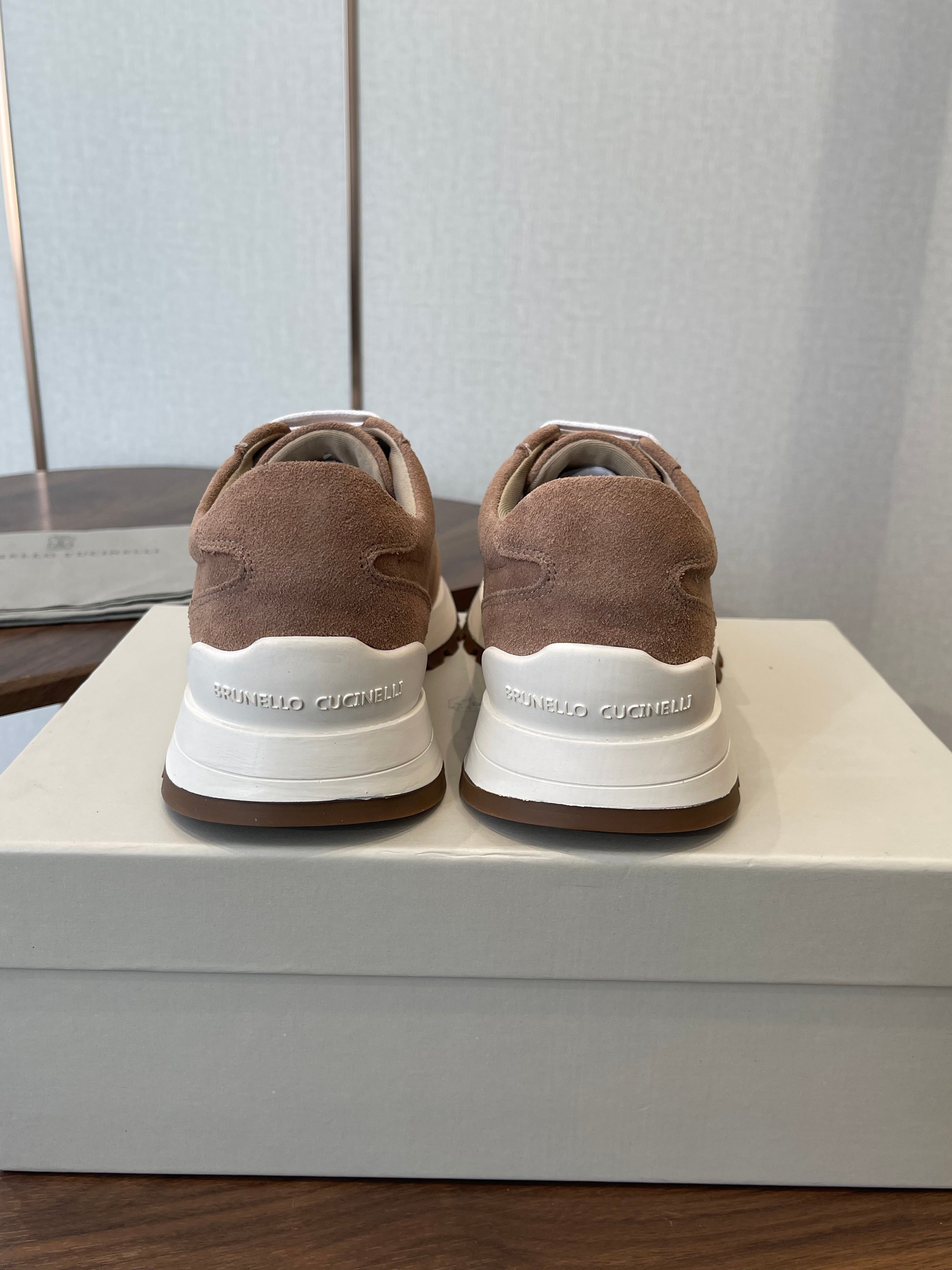 Brunello Runners With Shiny Tab Brown Suede 624495
