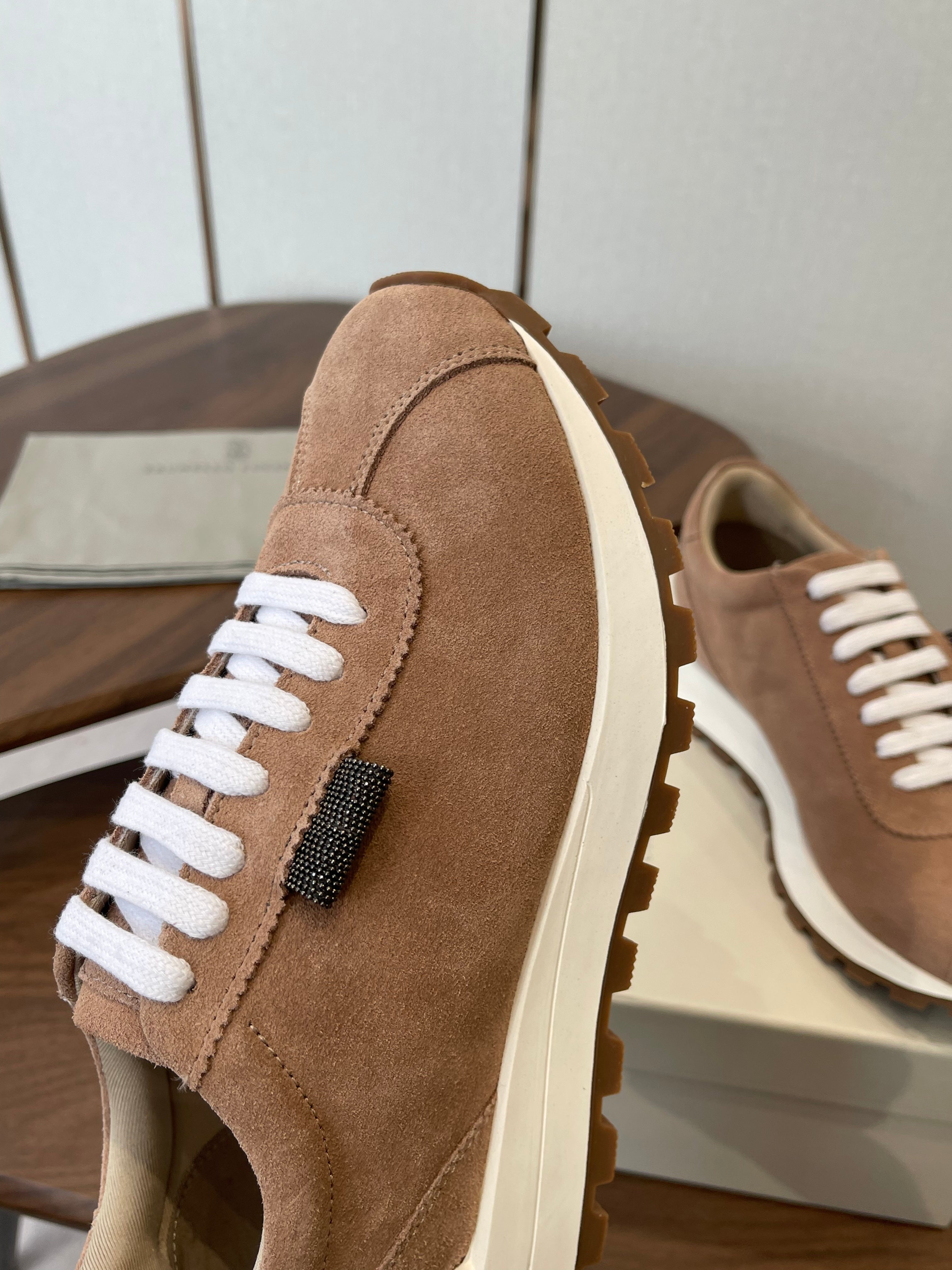 Brunello Runners With Shiny Tab Brown Suede 624495