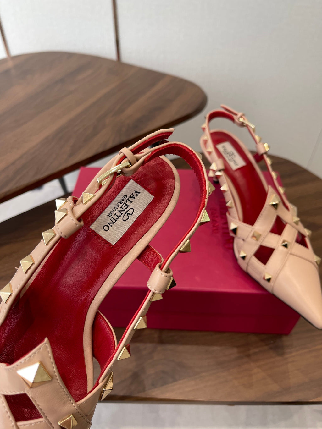 VT Studdy Pumps 65mm Beige Red Leather 624352