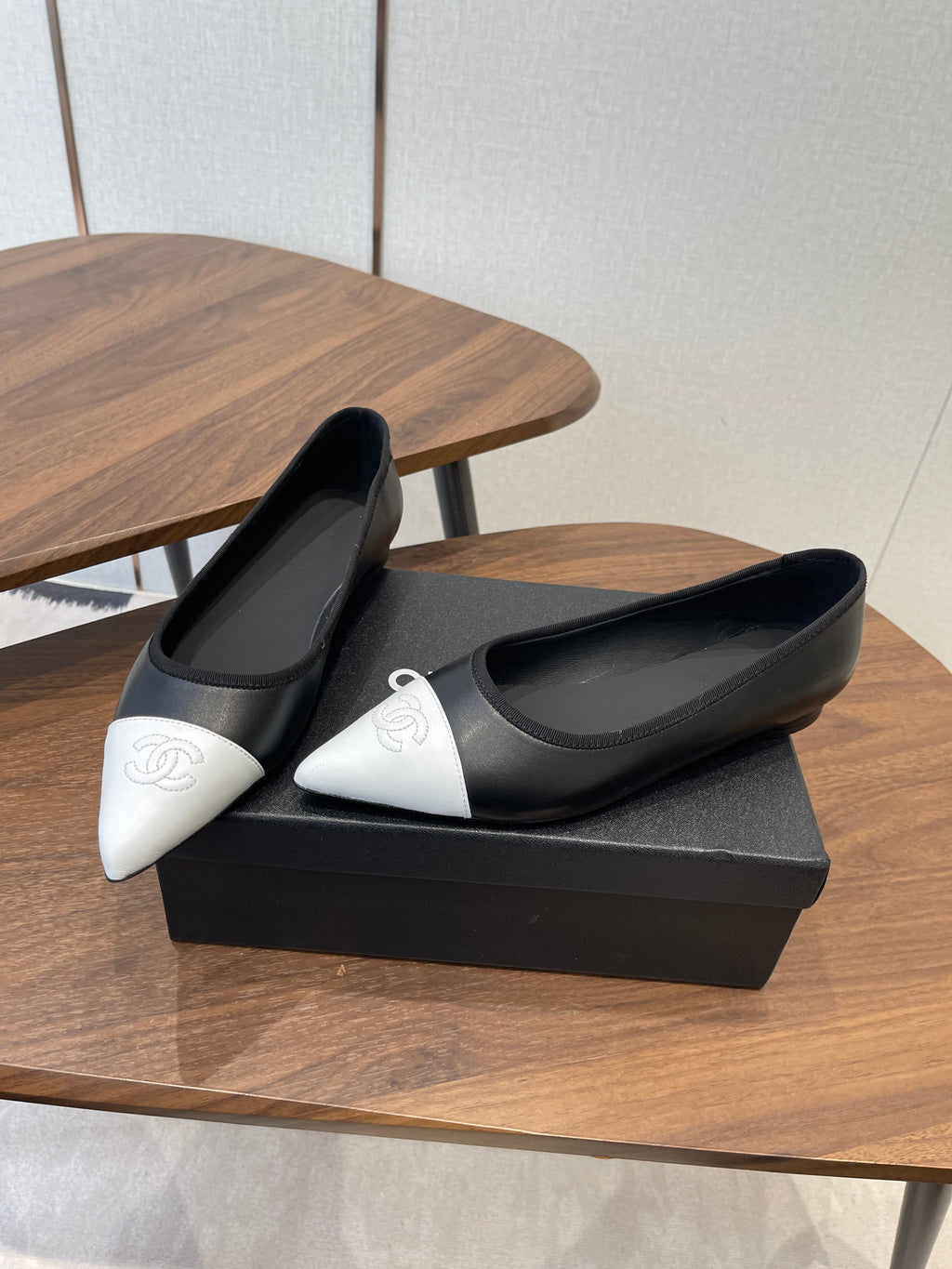 CC 26s Ballet Flats Black White Lambskin 624237