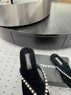 CC Thong Slippers Black Velet Pearl