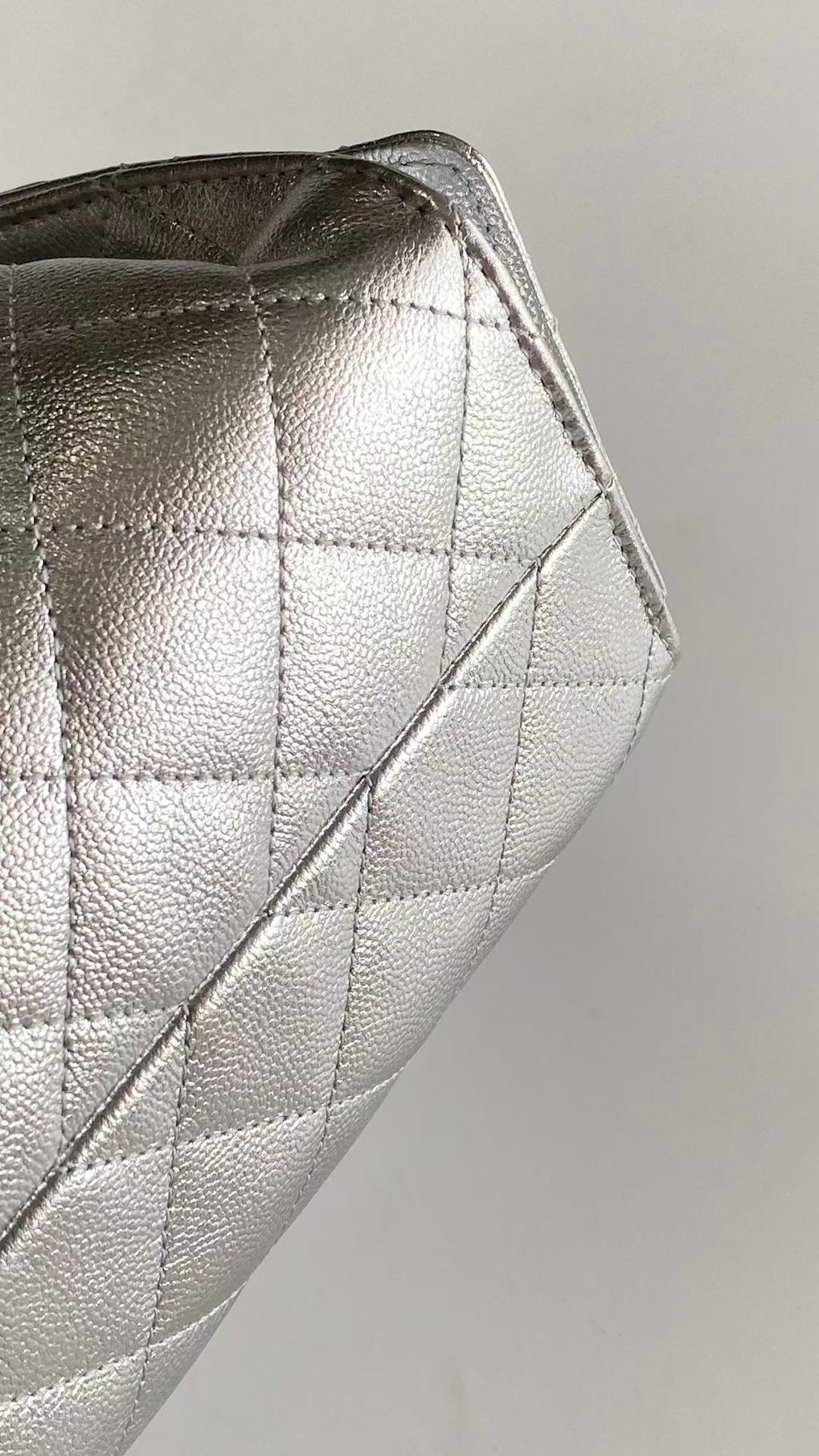 CC 2025 Hobo Bag Silver 22cm Metallic Grained Calfskin