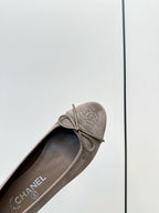 Chanel 25 Ballet Flat Grey-taupe Suede 469253
