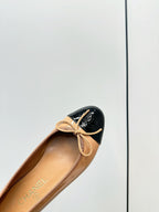 Chanel 25 Ballet Flat Tan Black Patent Leather 469255