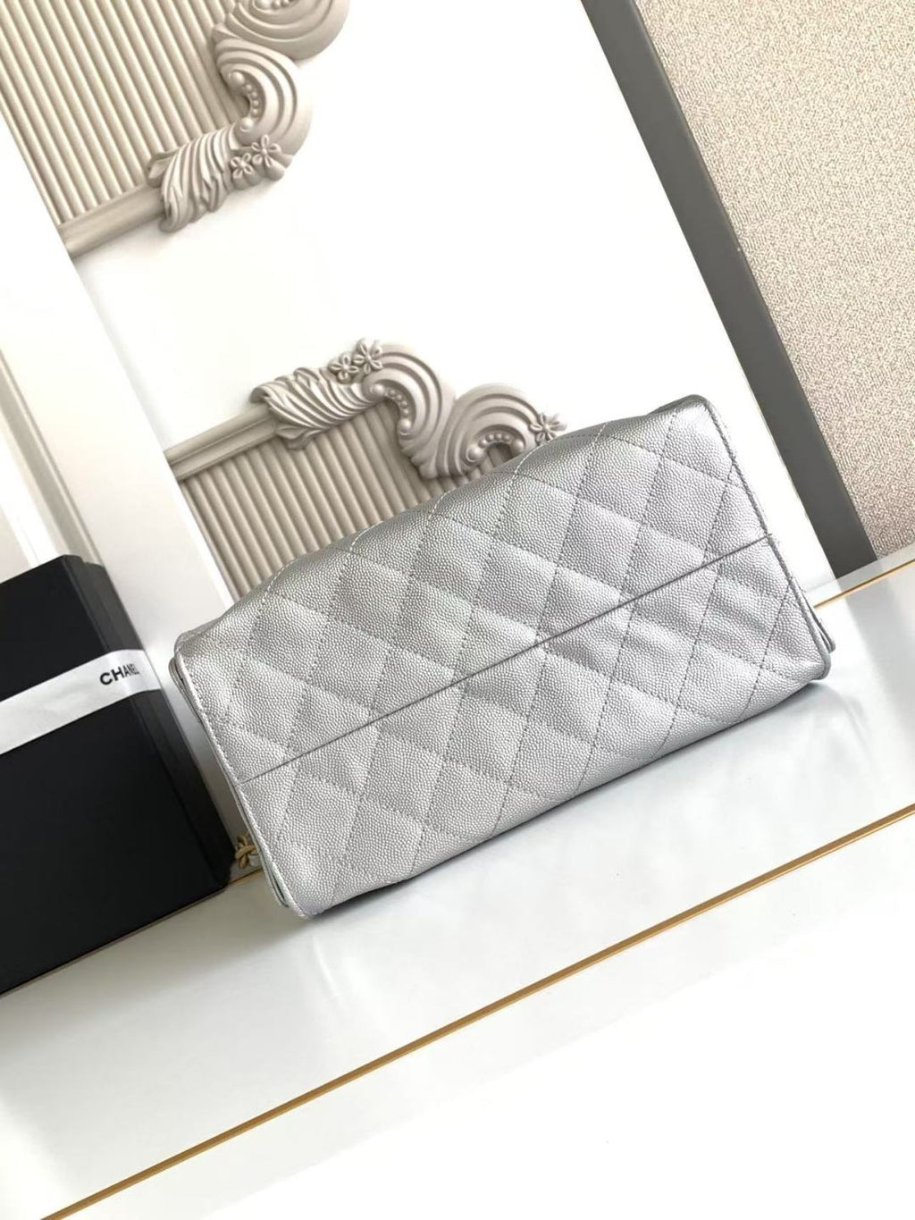 CC 25C Hobo Bag 30cm Silver Metalic Grained Calfskin