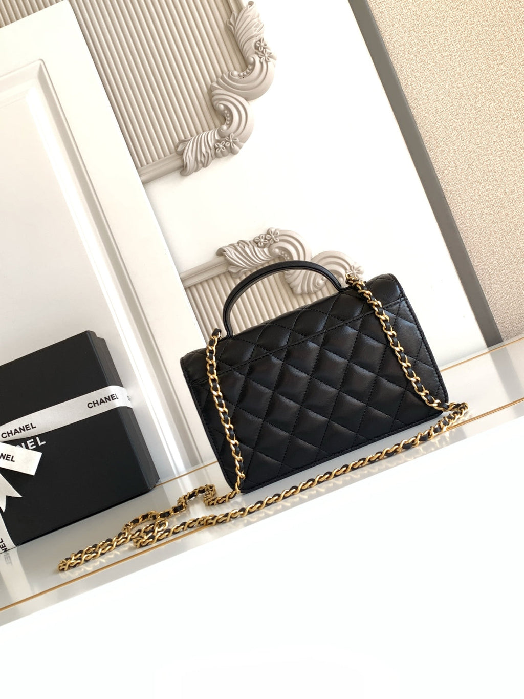 CC Handle Bag 19cm Double C Black Lambskin Gold Hardware