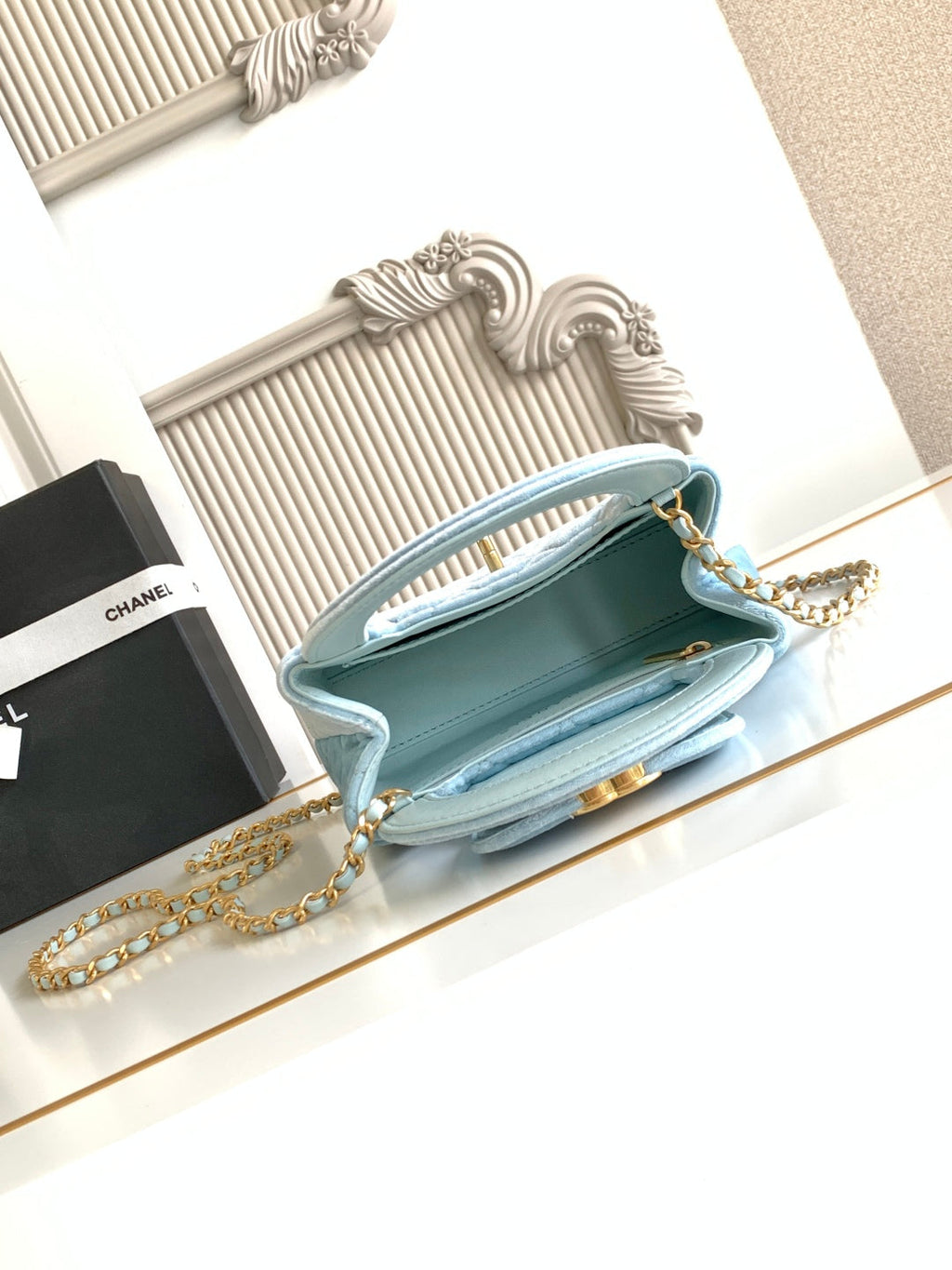 CC 24A Nano 19cm kelly shopping bag light blue velvet