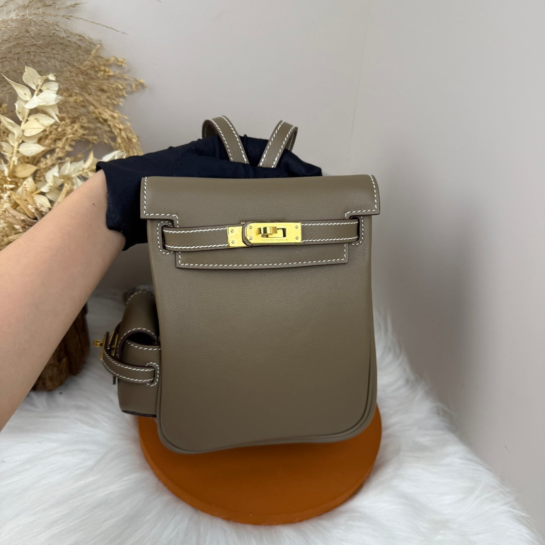 HM Kelly Jump Backpack Taupe Brown Cowhide Gold Hardware 270040