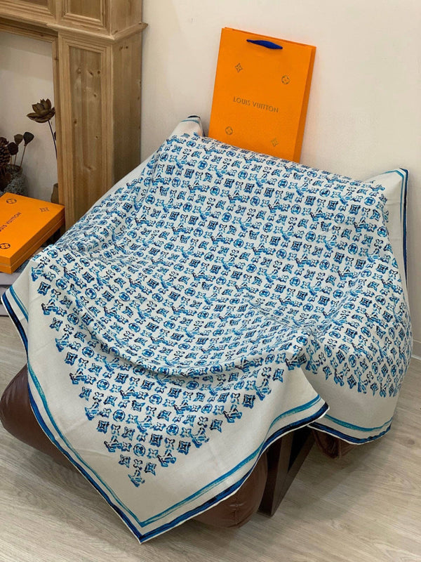 LV Double-Sided Shawl Scarf 135cm Ivory Blue Cashmere 968793