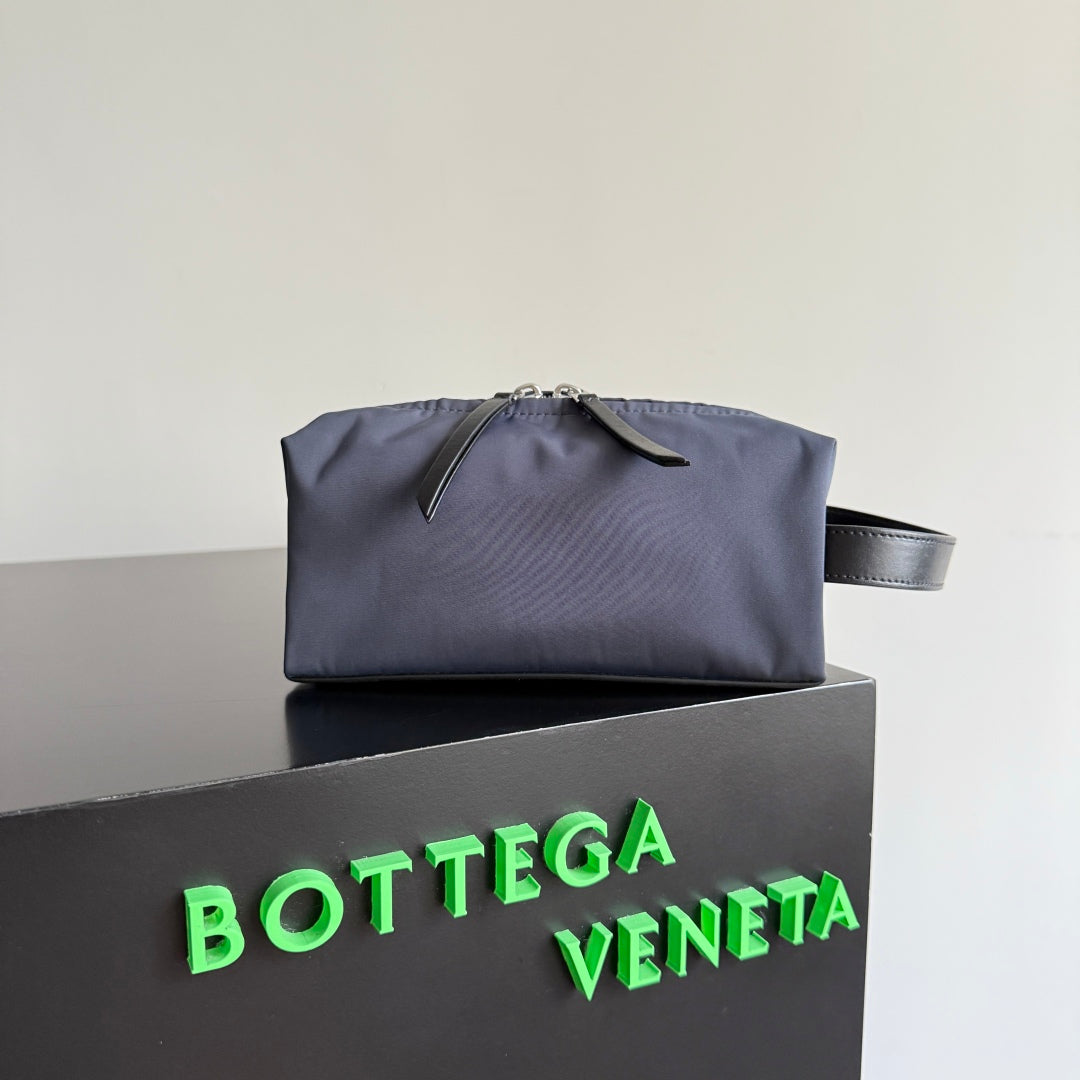 BV Tokyo Wash Bag 20cm Dark Gray Premium Nylon