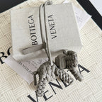 BV 25 Elephant Charm Drizzle leather