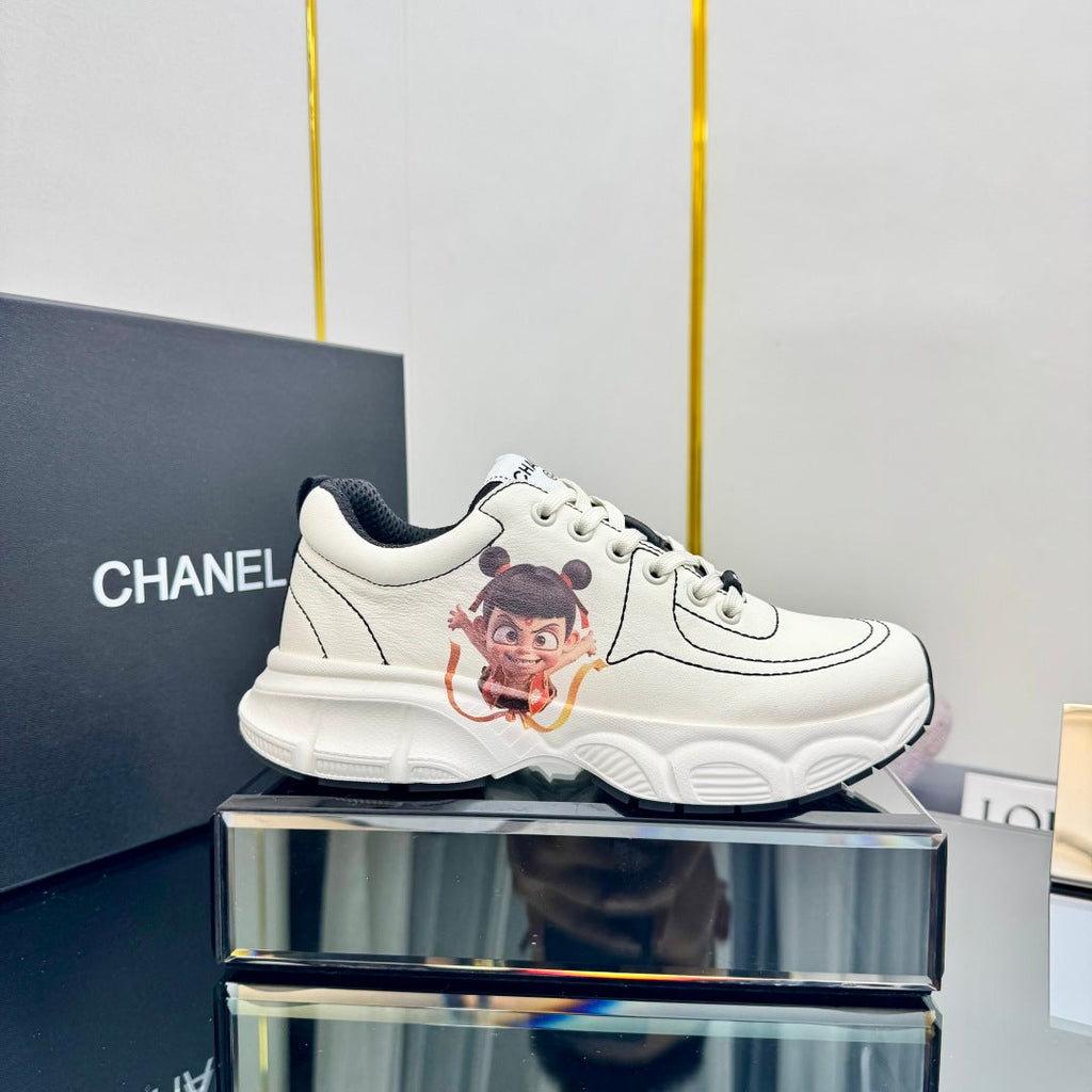 CC Sneaker White with Sticker Cowhide 238626