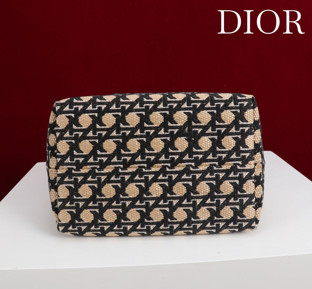CD Toujours Vertical Medium Bag 24 Diamond Black Beige Leather